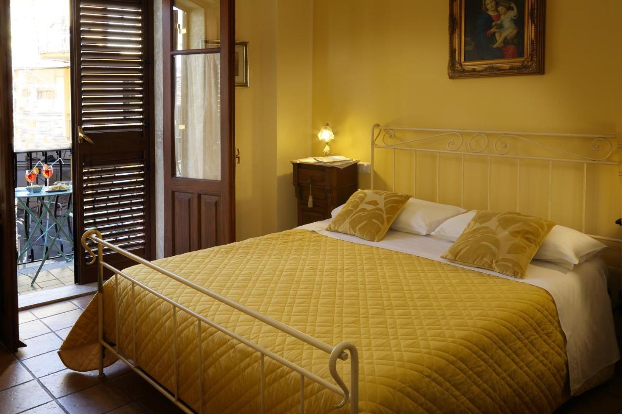 Casa Antico Borgo Cuseni Lejlighed Taormina Eksteriør billede