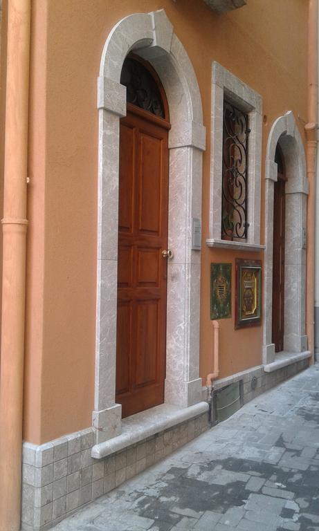 Casa Antico Borgo Cuseni Lejlighed Taormina Værelse billede
